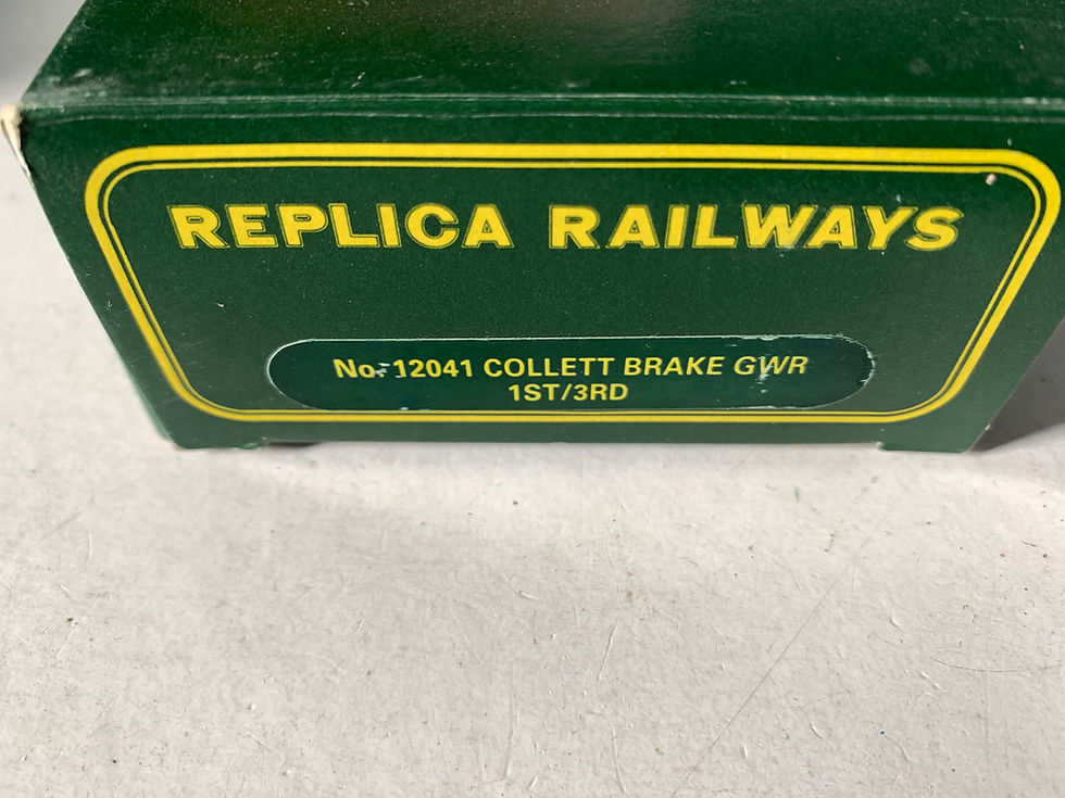 Thumbnail: 12041 COLLETT BRAKE 1ST/3RD GWR CHOC/CREAM