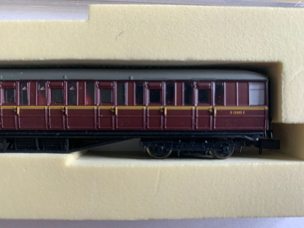 Thumbnail: NC-031C GRESLEY COACH BR MAROON 2ND E12002E