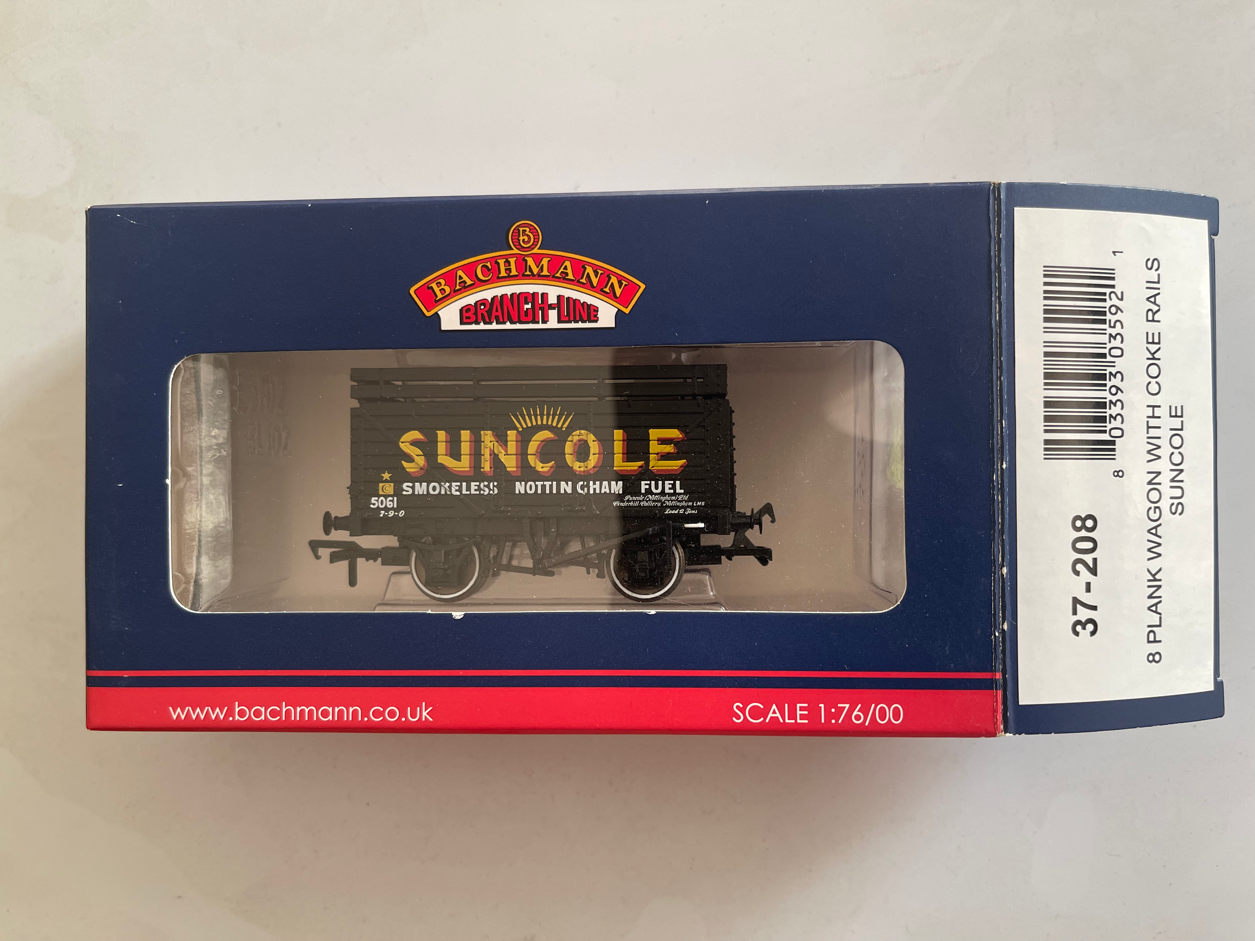 37-208 8 PLANK WAGON WITH COKE RAIL 'SUNCOLE' 5061