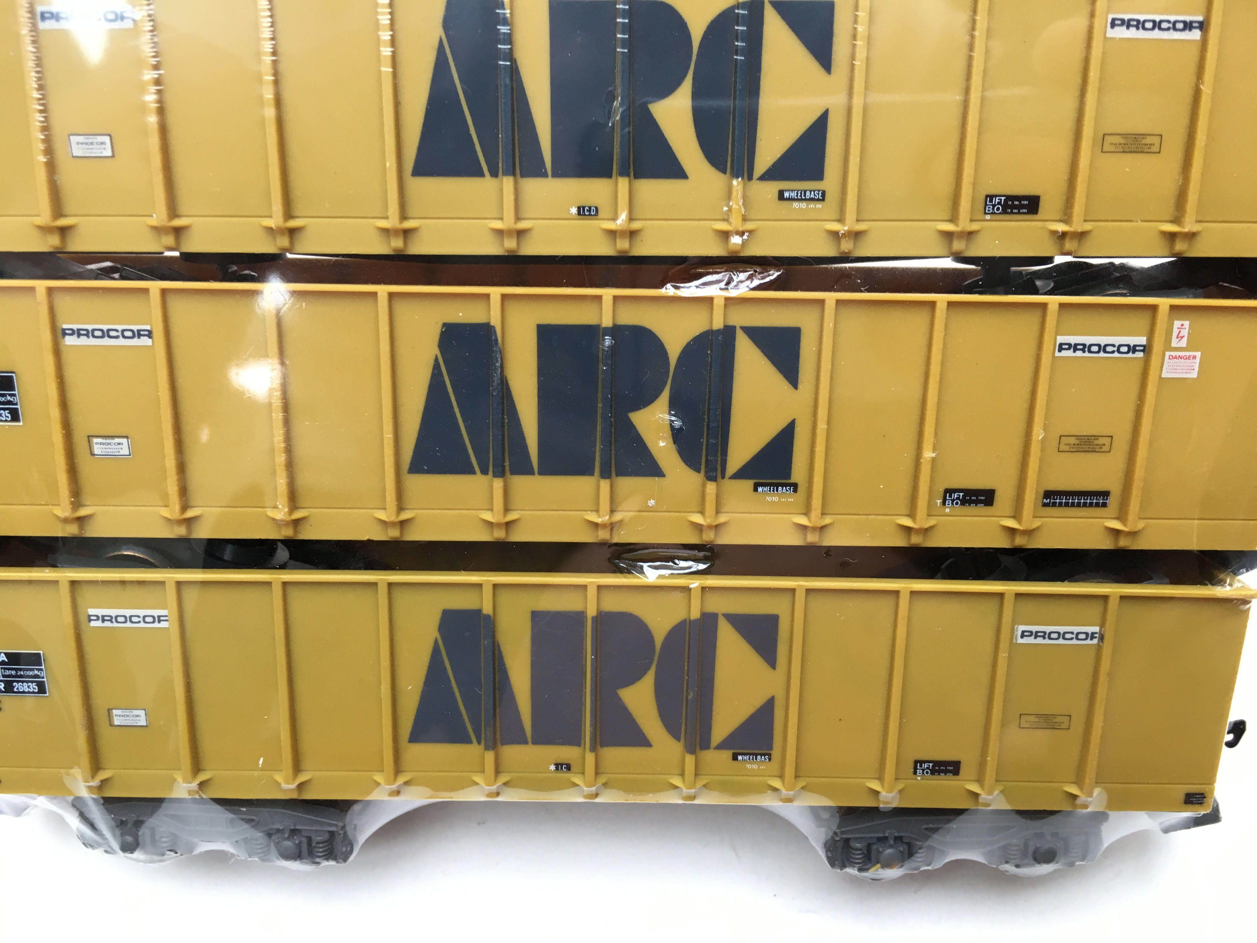 305670 ARC PTA PROCOR BOGIE ORE TIPPLER x 3