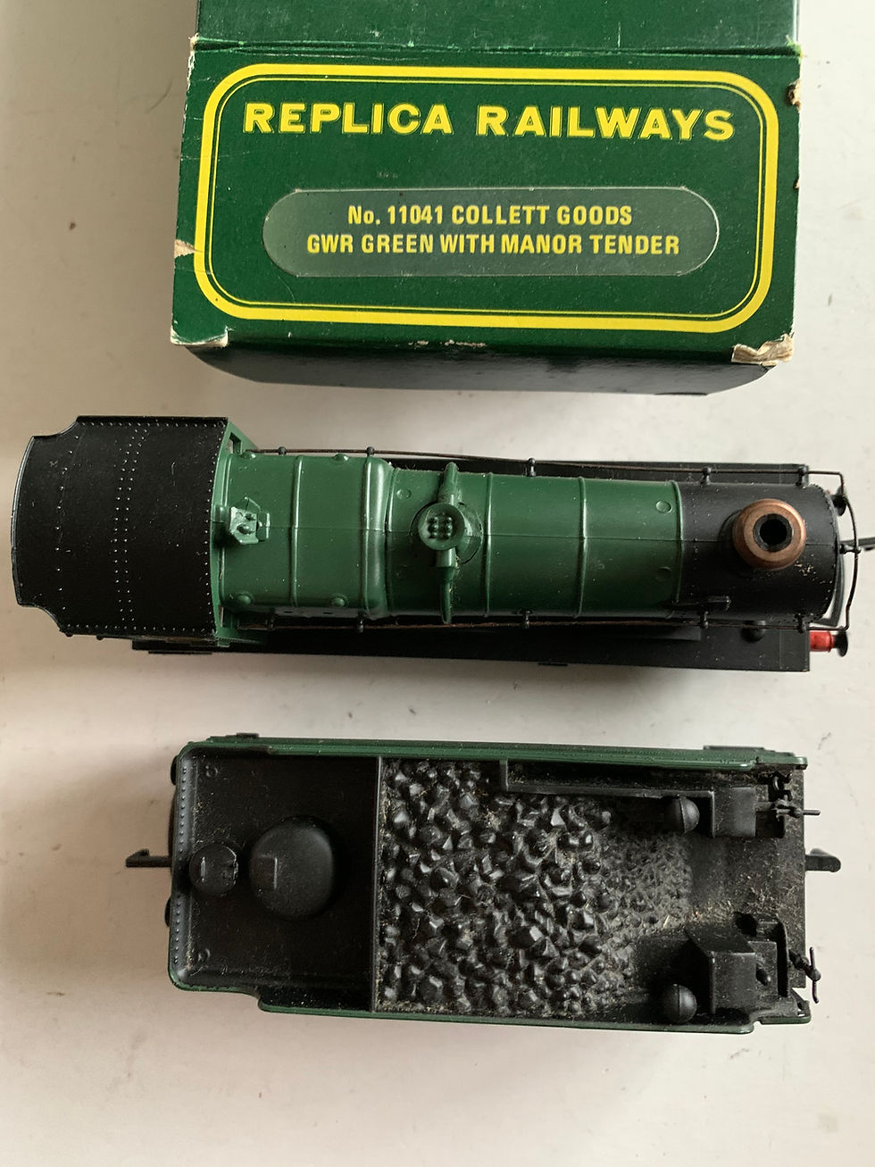 Thumbnail: 11041 COLLETT GOODS GWR GREEN WITH MANOR TENDOR