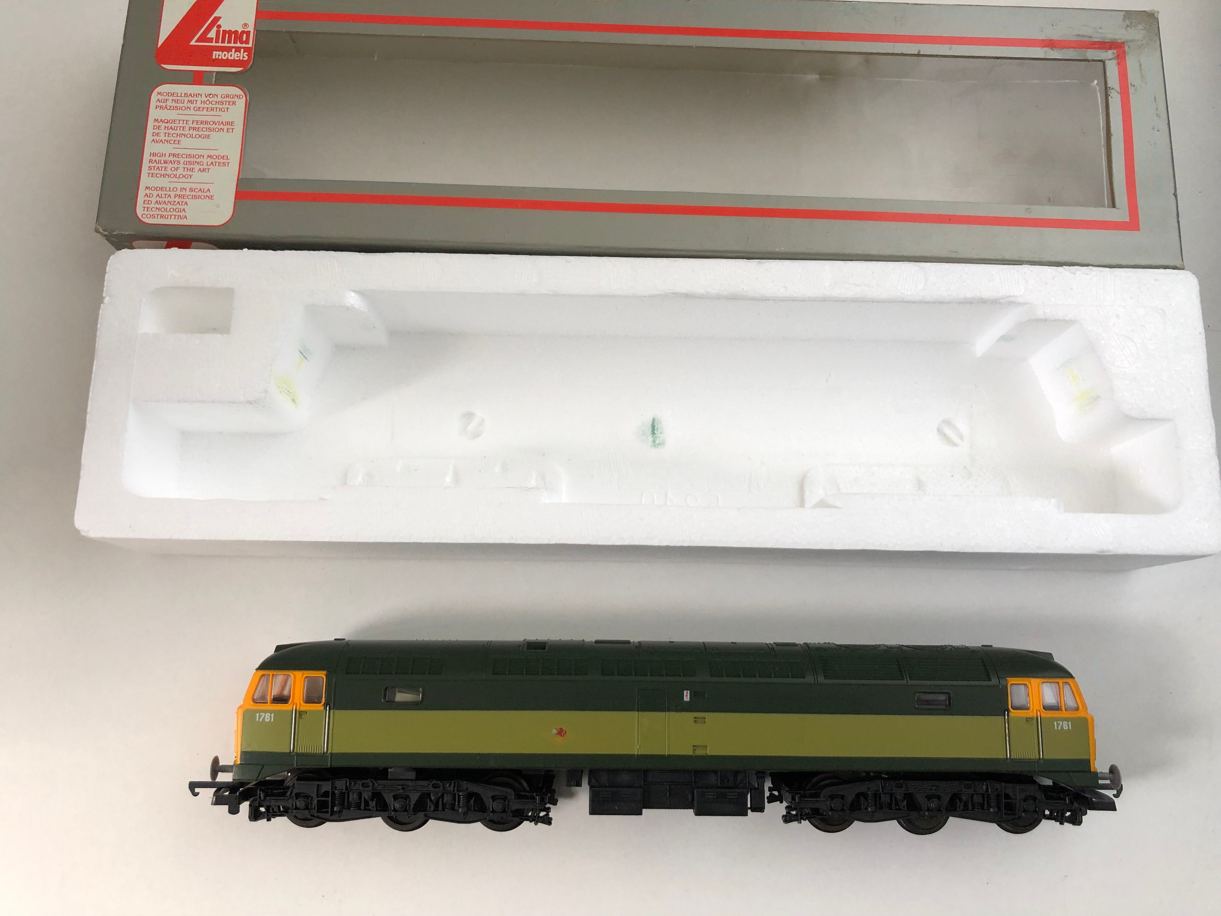 205049 CLASS 47 BR TWO TONE GREEN DIESEL LOCOMOTIVE 1761