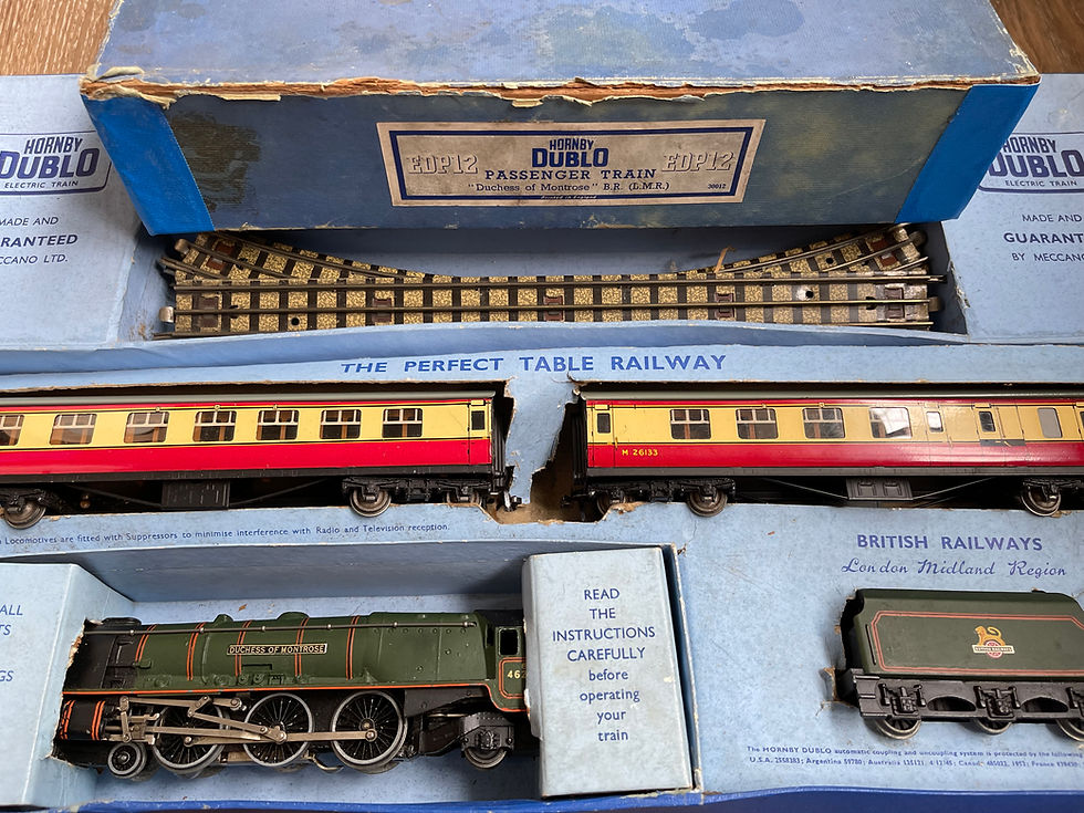 Thumbnail: EDP12 DUCHESS OF MONTROSE PASSENGER TRAIN SET