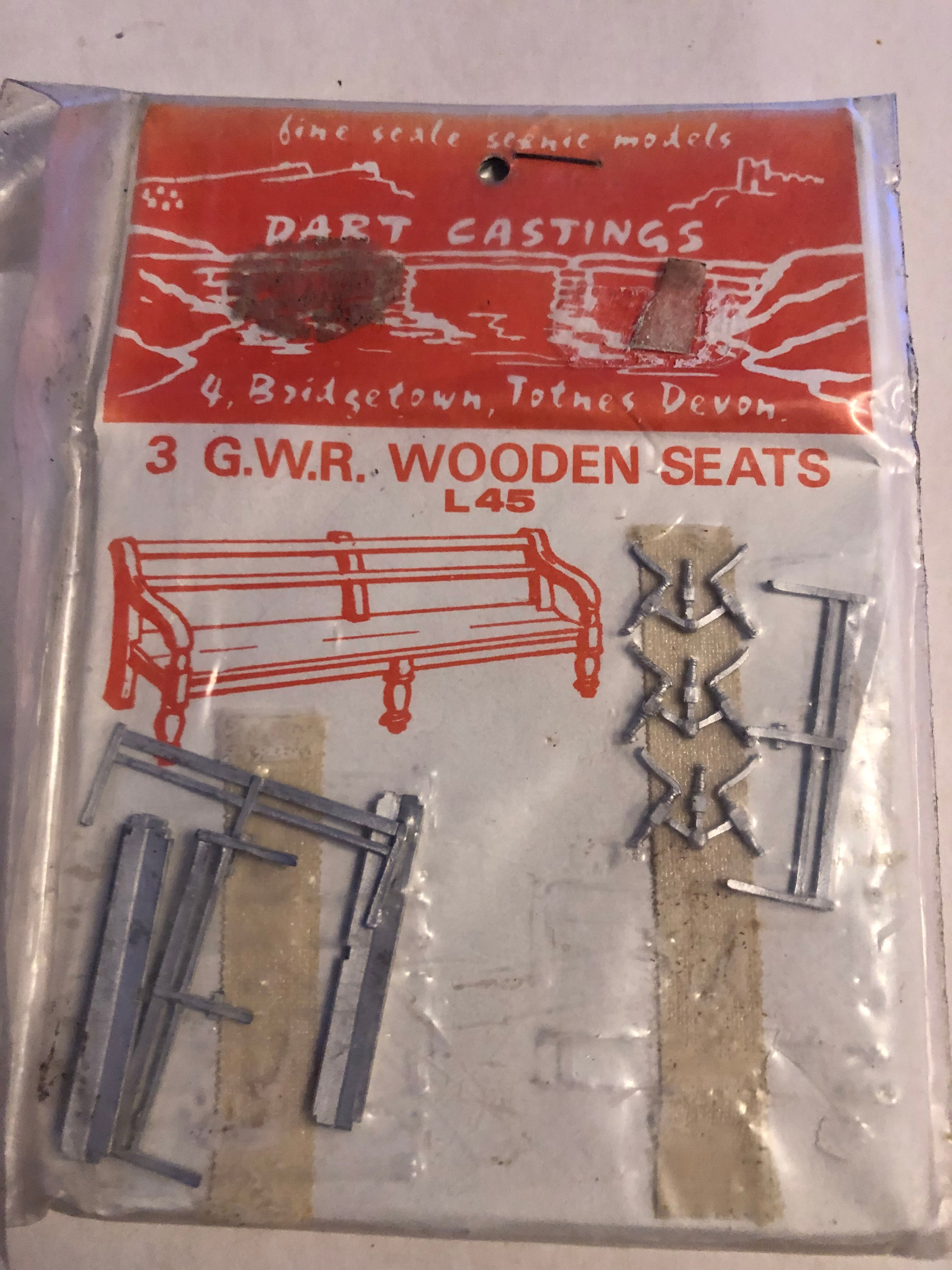 DART CASTINGS - L45 3 x G.W.R. WOODEN SEATS (WHITE METAL)