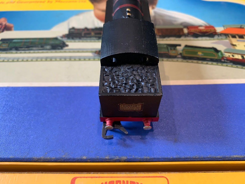 Thumbnail: G16 0-6-2 TANK GOODS TRAIN SET