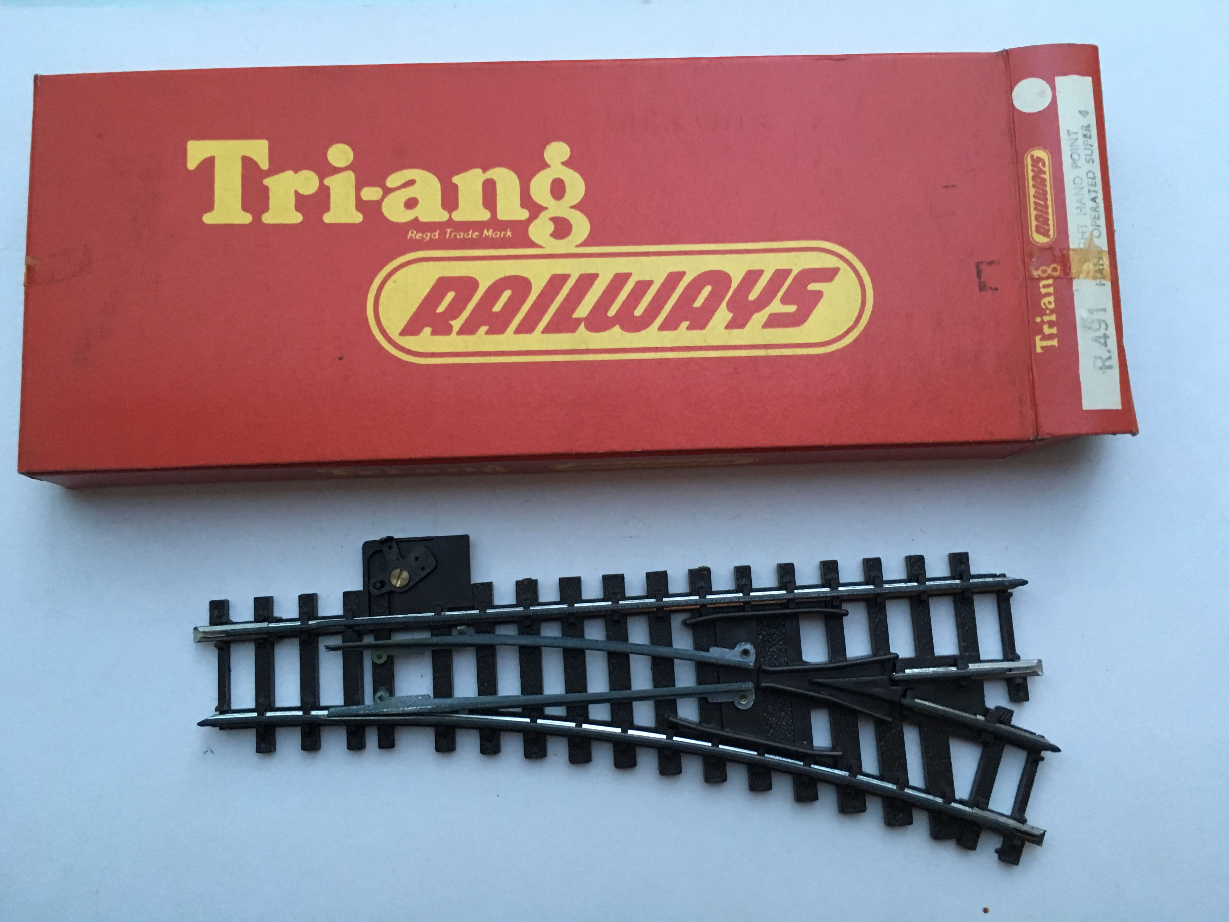 R.491 RIGHT HAND POINT HAND OPERATED SUPER 4