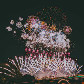 【活動報告】晩秋の信濃に咲く大輪の花火を撮るツアー