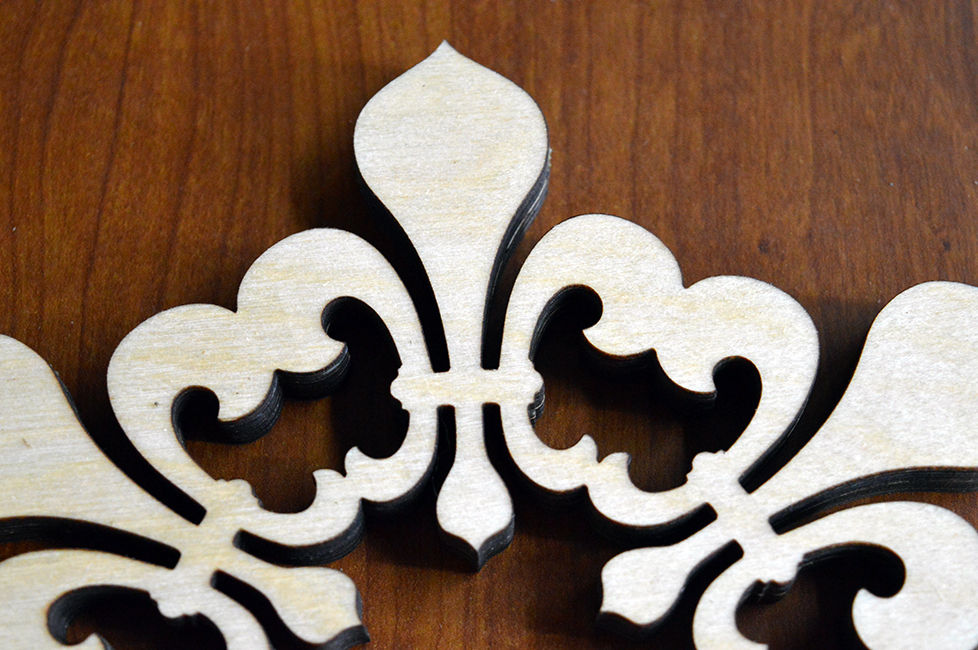 Thumbnail: Fleur-de-lis trivet