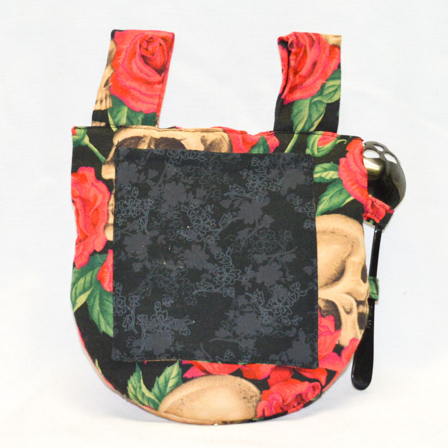Thumbnail: Resting in roses teacup holster