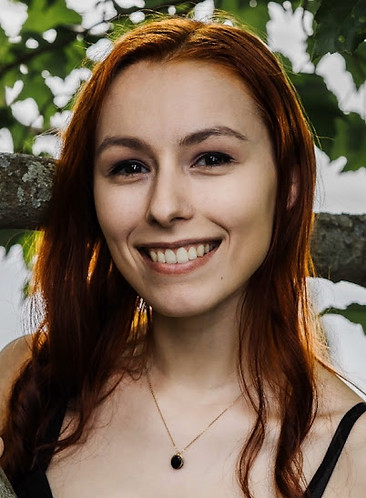 Kourtney Slowik Headshot.jpg