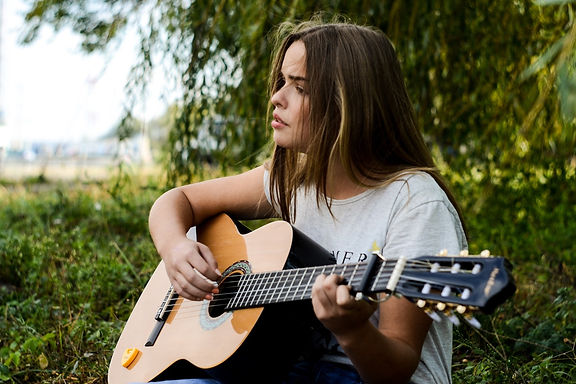 Female singing lessons Glasgow.jpg