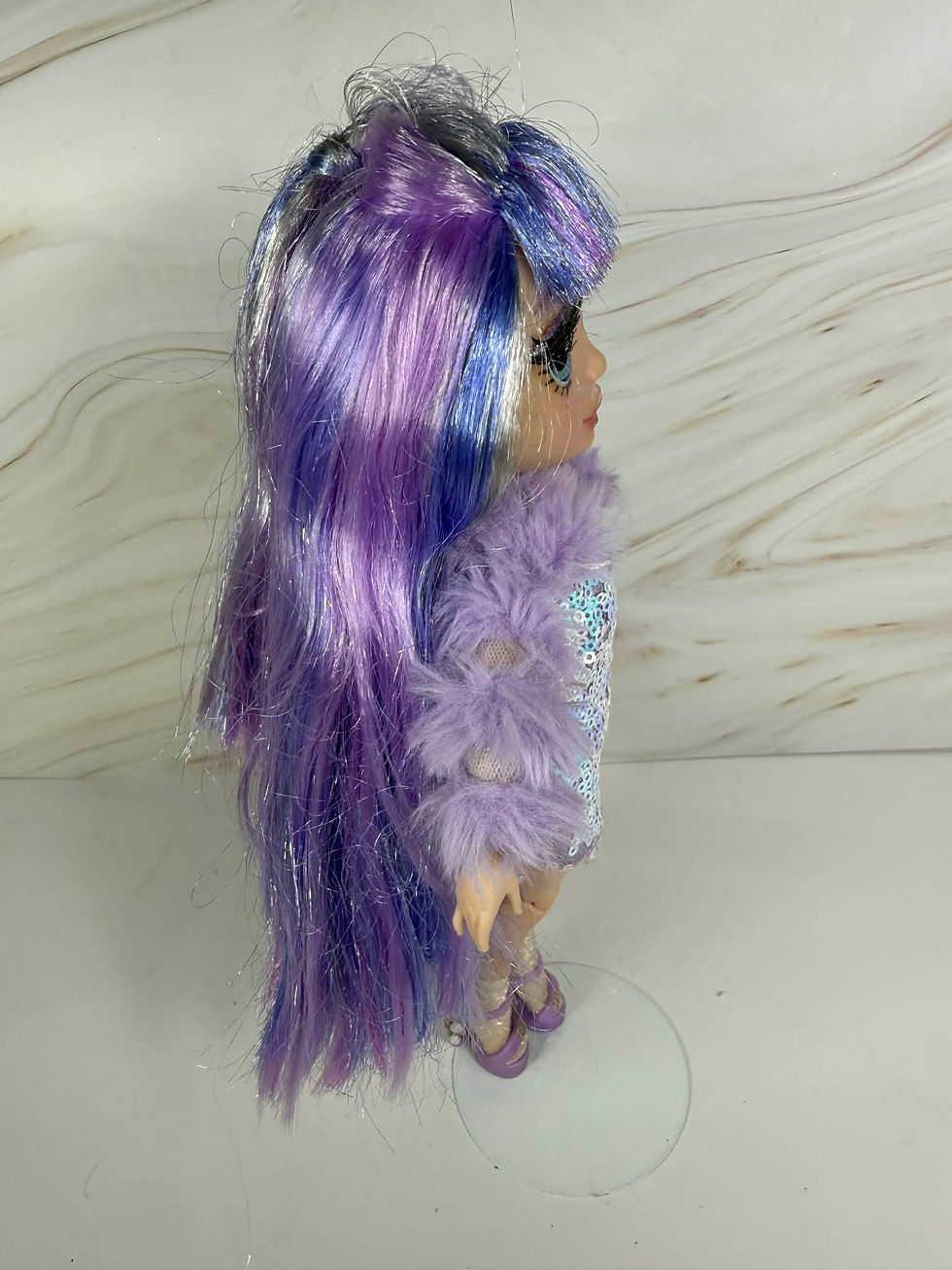 Thumbnail: Rainbow High Violet Willow