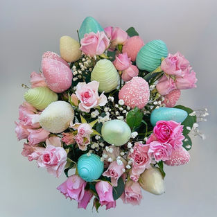 Strawberry bouquet delivery in San Diego