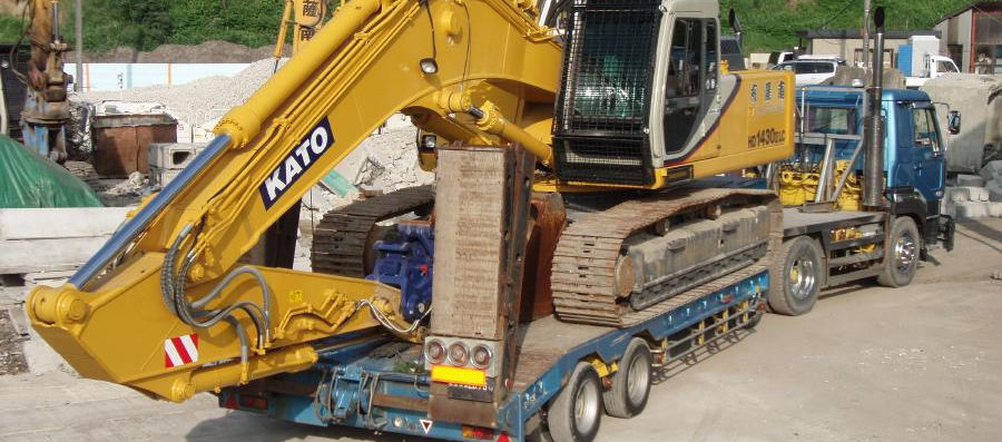 自社回送トレーラー