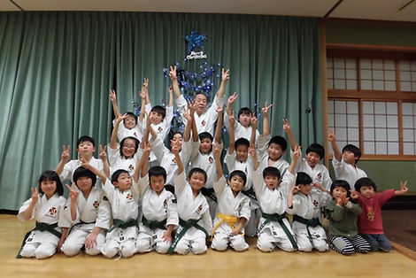 仲間と集合写真