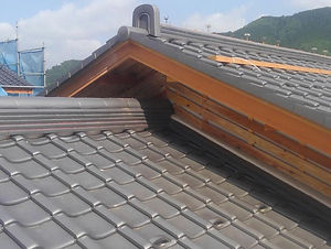 瓦屋根