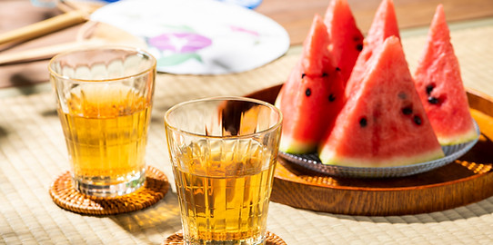畳とお茶とスイカ
