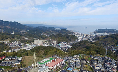 病院上空
