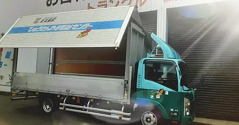 ひょうたんやま引越センタートラック