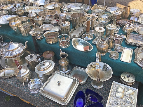 使い込んだ銀製品