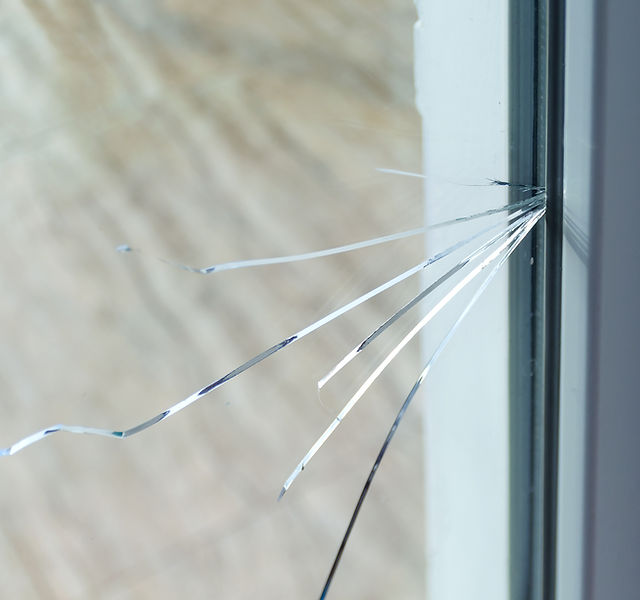 愛知県豊橋市 ガラス修理 住まいのガラスならトラブル救急センター豊橋市 新栄町 花田 東脇 牟呂 下地 神野新田町受付