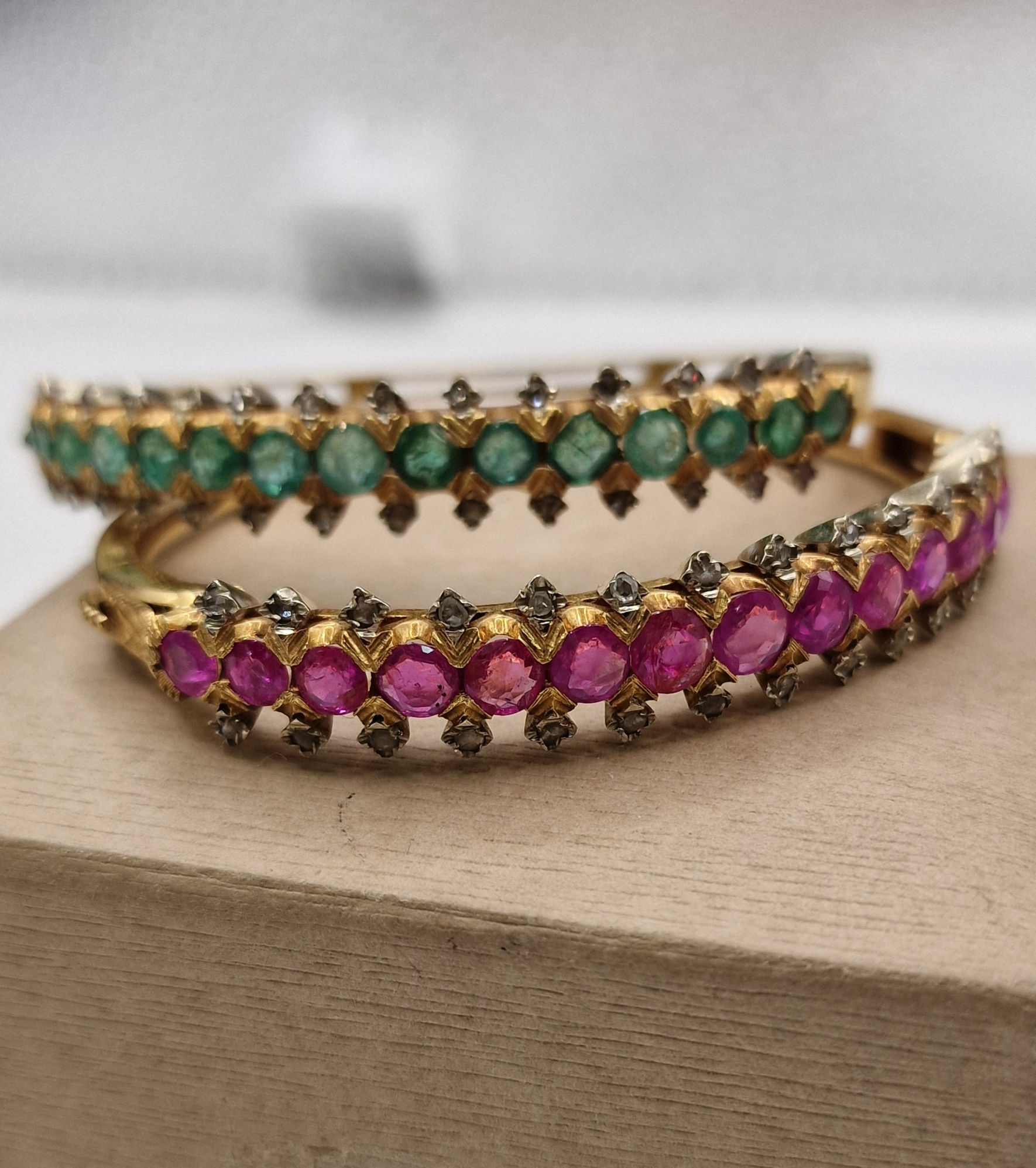 Bracciali Vintage oro Rubini e Smeraldi
