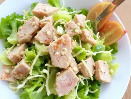 Salada Caesar Clássica com Frango: O Segredo do Molho Perfeito
