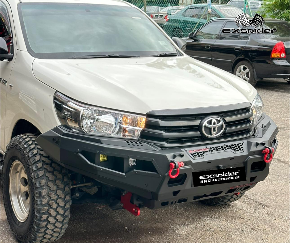 Thumbnail: ROBUS SERIES FRONT BULL BAR - TOYOTA HILUX REVO (2015+)