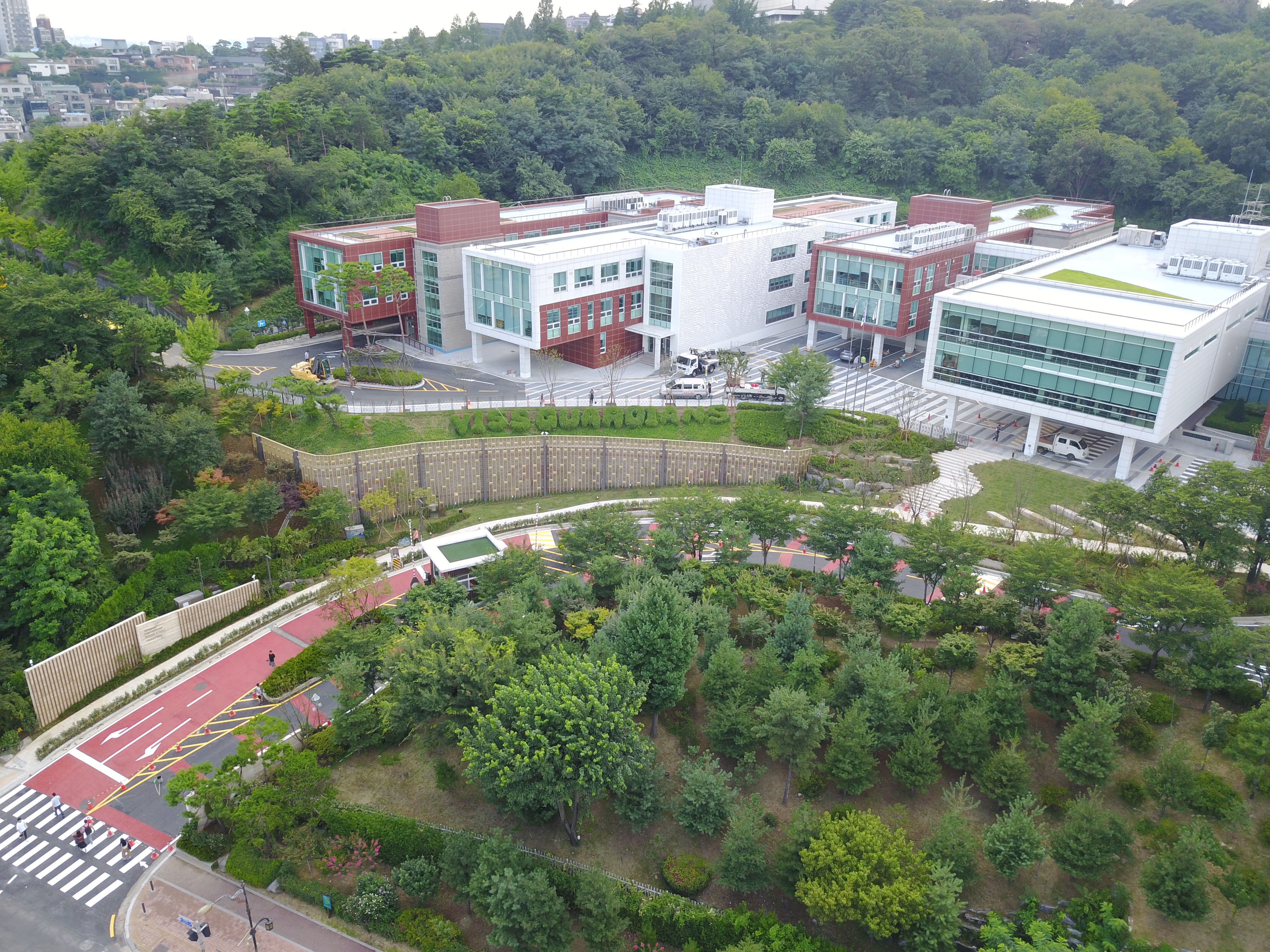 용산국제학교 (YISS)