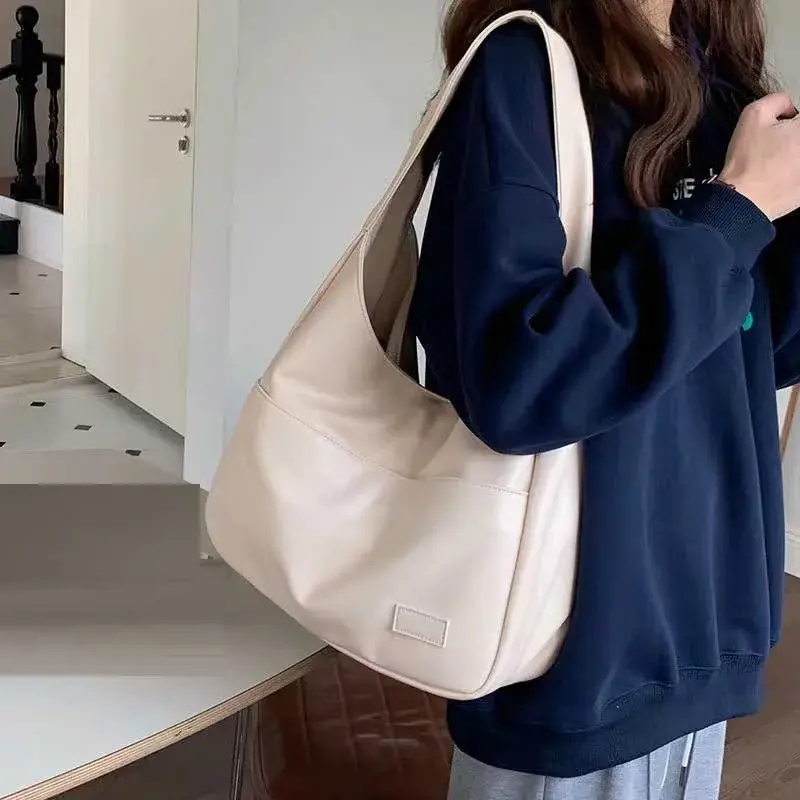 Thumbnail: Women’s Large Black Leather Tote