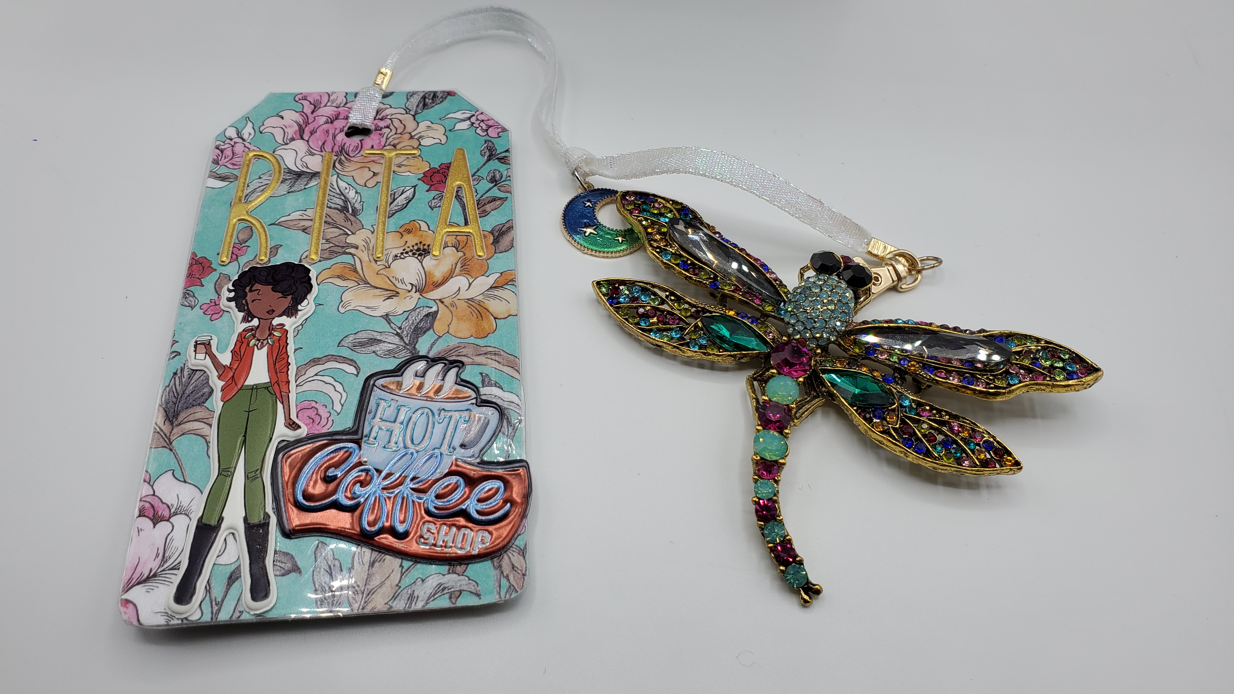 Lofty Dragonfly Scrapbooking Design