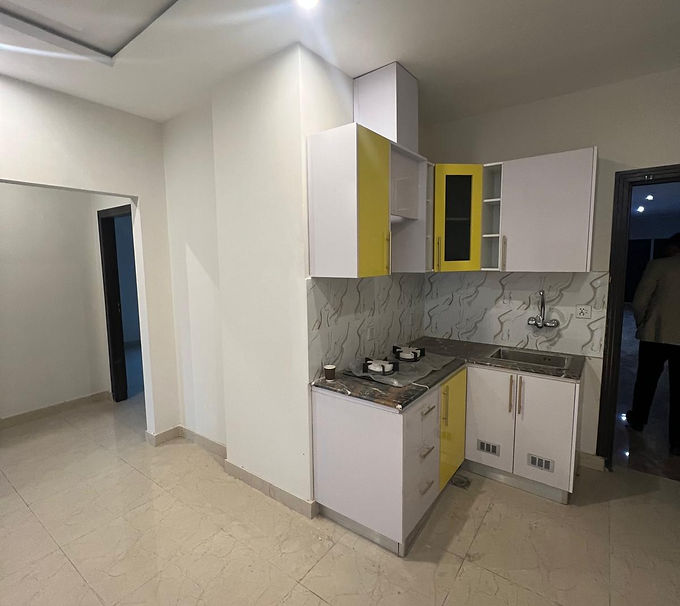 Unfurnished 2 bed apartments