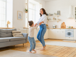 Best Comfortable Jeans for Busy Moms: Effortless Style for Every Body Type