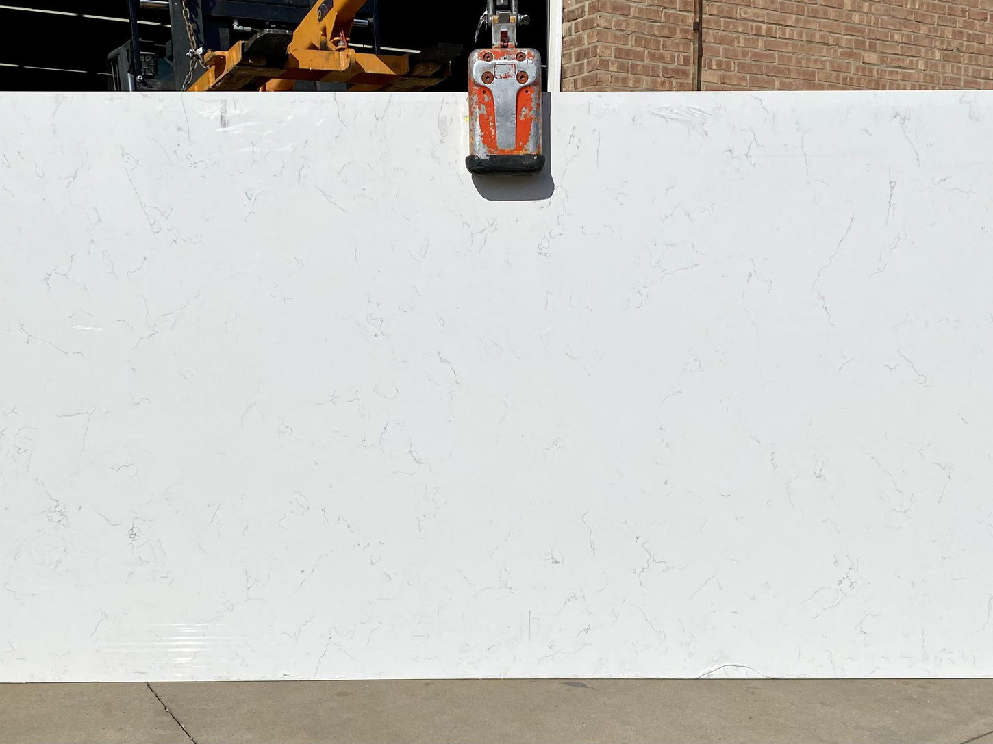 Pearl Mist / Carrara Bologna Jumbo