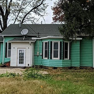 SOLD: Carrrollton, IL