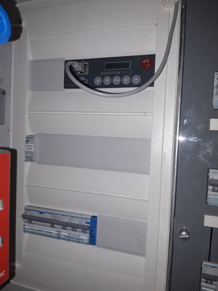 Energie dann nutzen wenn verfügbar: Der Verbrauchsregler optimiert und erhöht die Wirtschaftlichkeit.