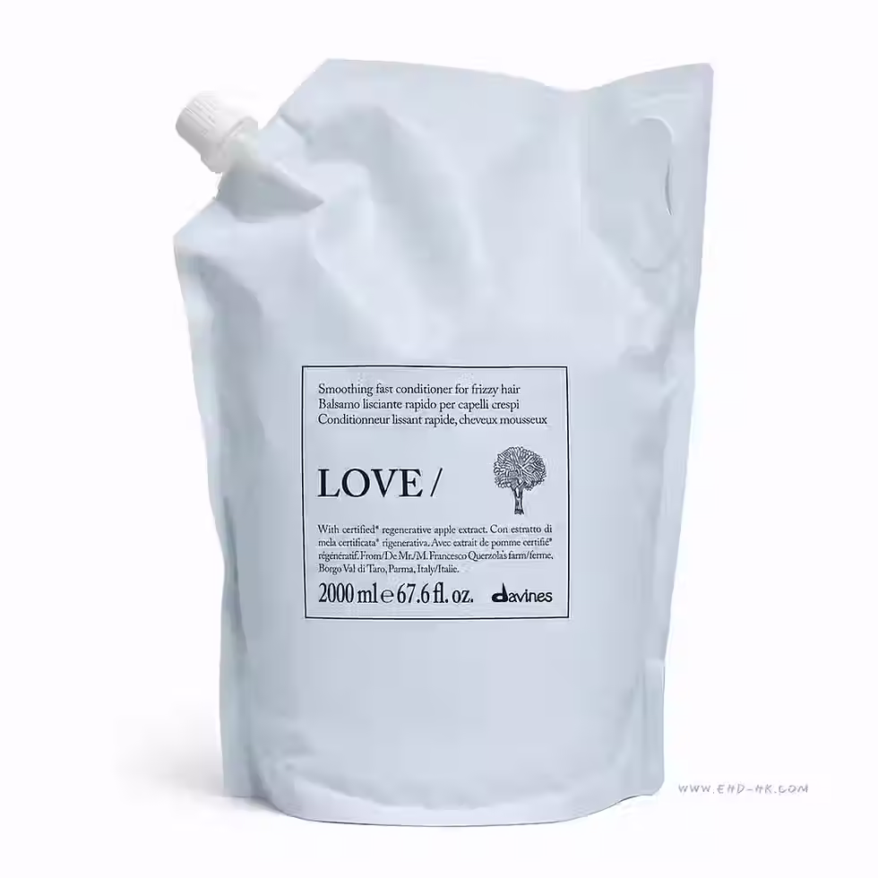 Davines LOVE SMOOTHING Conditioner Refill 2000ml pouch on a white background