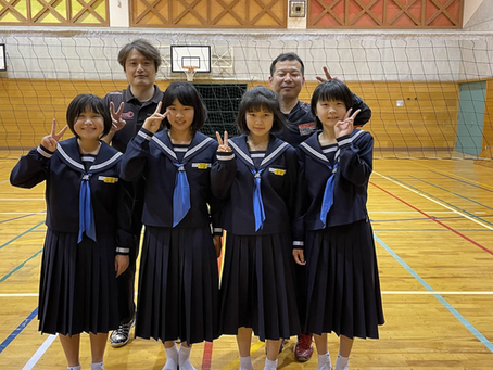 卒業生と、新入部員