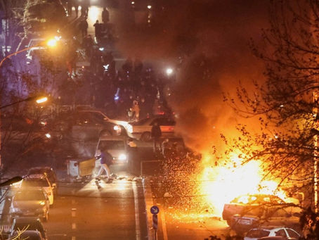 Com mais de 3000 mortos, ex-líderes do Irã condenaram os assassinatos em protestos.