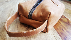 4 essentials toiletry bag_escape tog bag_Hides Of Africa_Leather_handmade_bags_Ladies-handbags_walle
