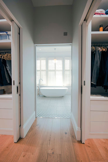 Dukes-Walk-In-Wardrobe-.jpg