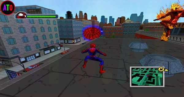 شخصية بزيّ أزرق وأحمر تقفز على سطح مبنى في مدينة، شخصية مشتعلة في الهواء. خريطة صغيرة تظهر في الأسفل. السماء زرقاء واضحة.