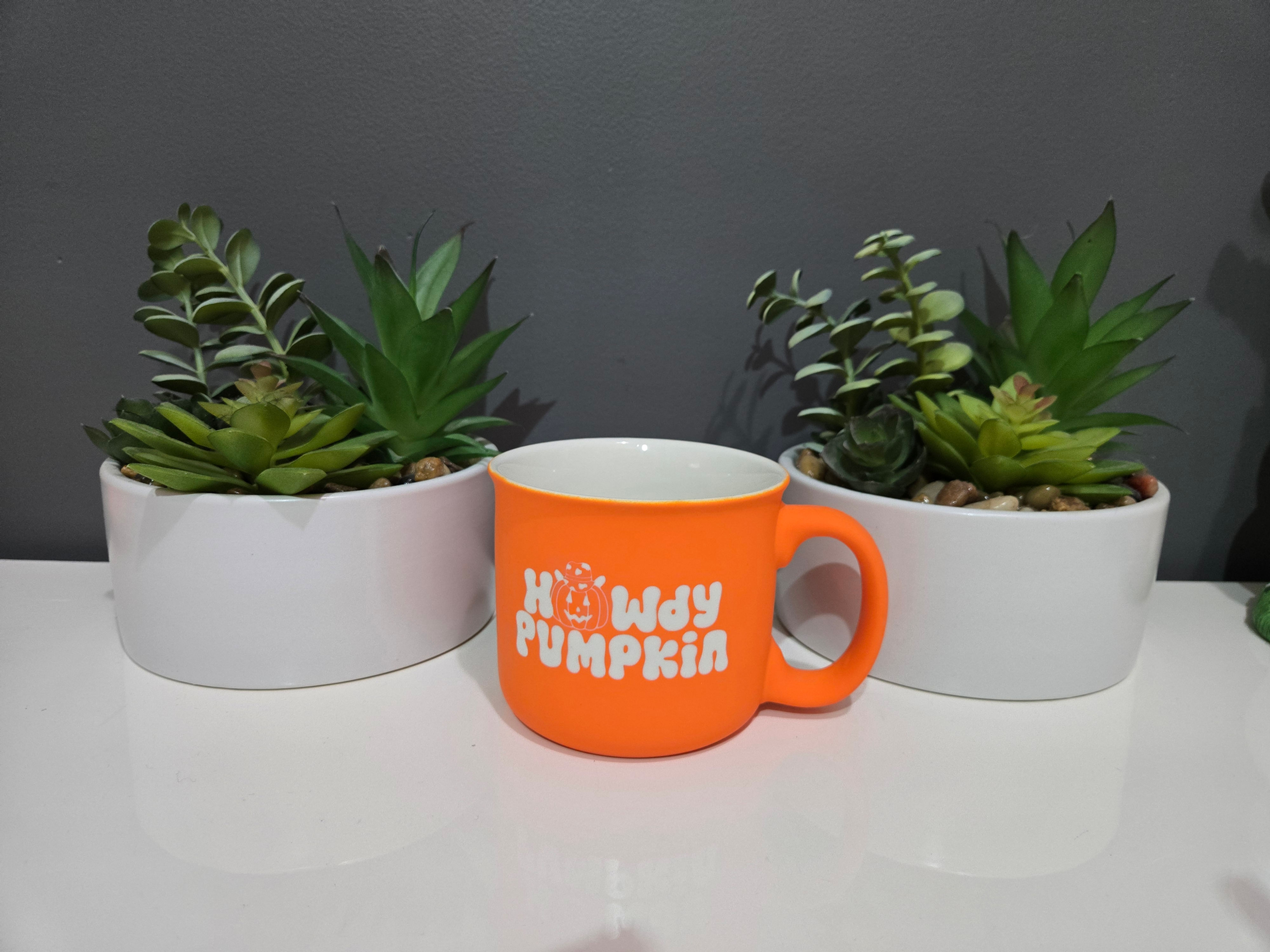Howdy pumpkin mug 