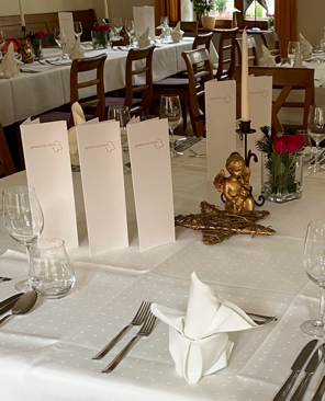 Ein Tischgedeck im Gasthaus zum Winzer