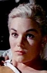 Vertigo_1958_trailer_Novak.jpg