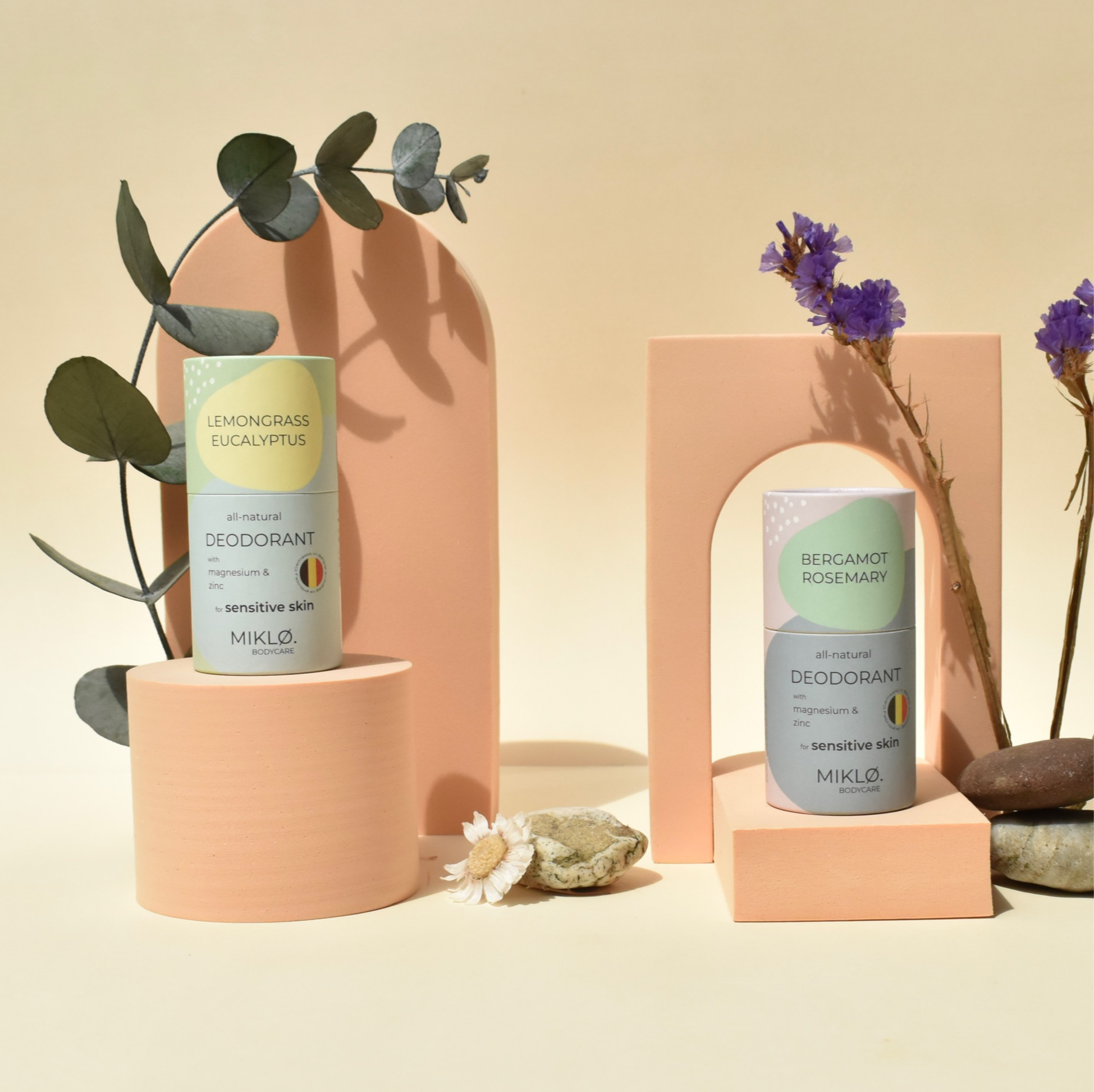 Box: 2 deodorants & 1 lip balm