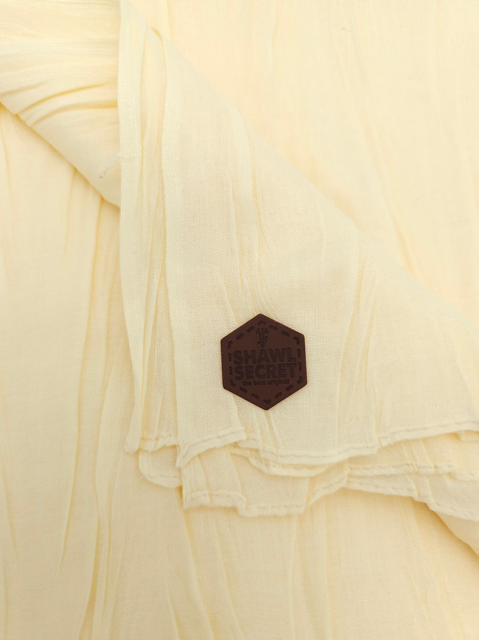Thumbnail: Bamboo Woody Shawl - Creme Brûlée