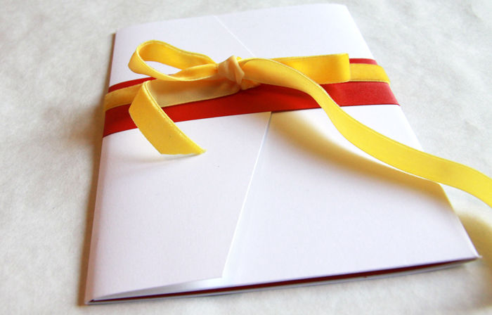 BDAY_POCKET_B5_WHITE_02