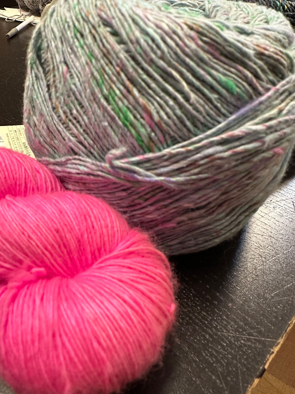 Thumbnail: Tiny Tassel Shawl Kit