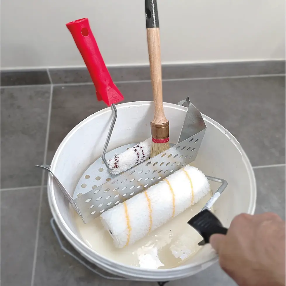 R230G XL 2-en-1 dans un seau rond - peinture récupérée dans le seau